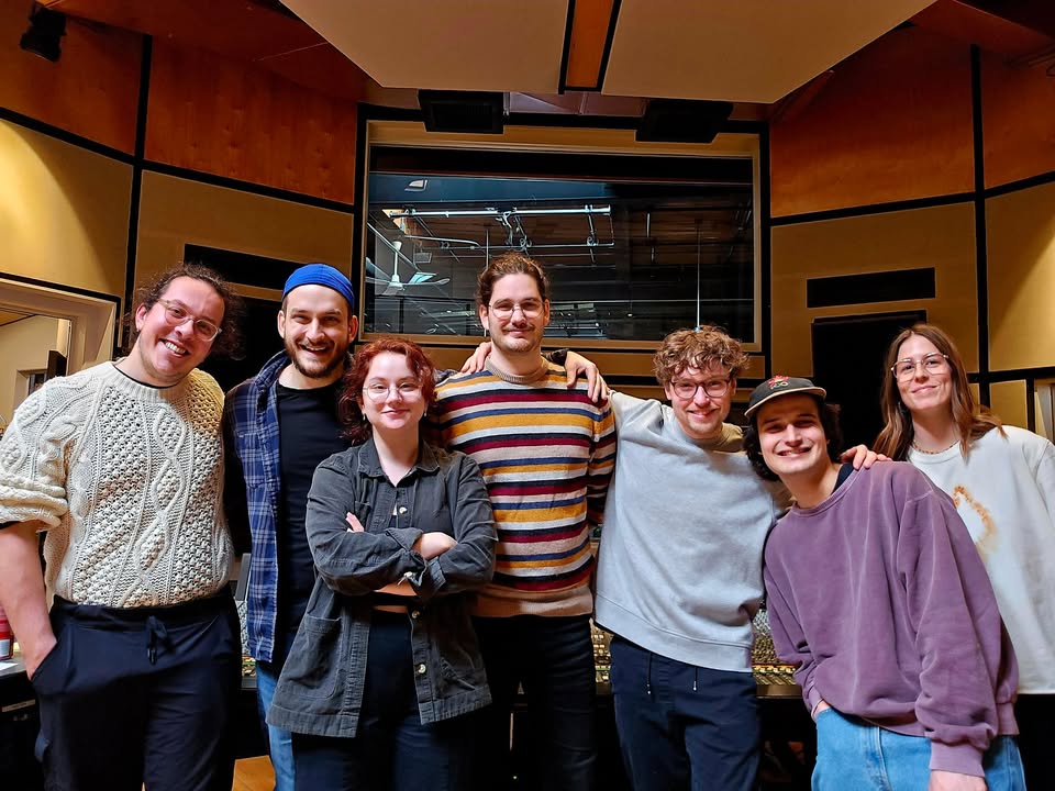 Pour que le théâtre résonne encore plus loin. Chapeautée par le Théâtre…